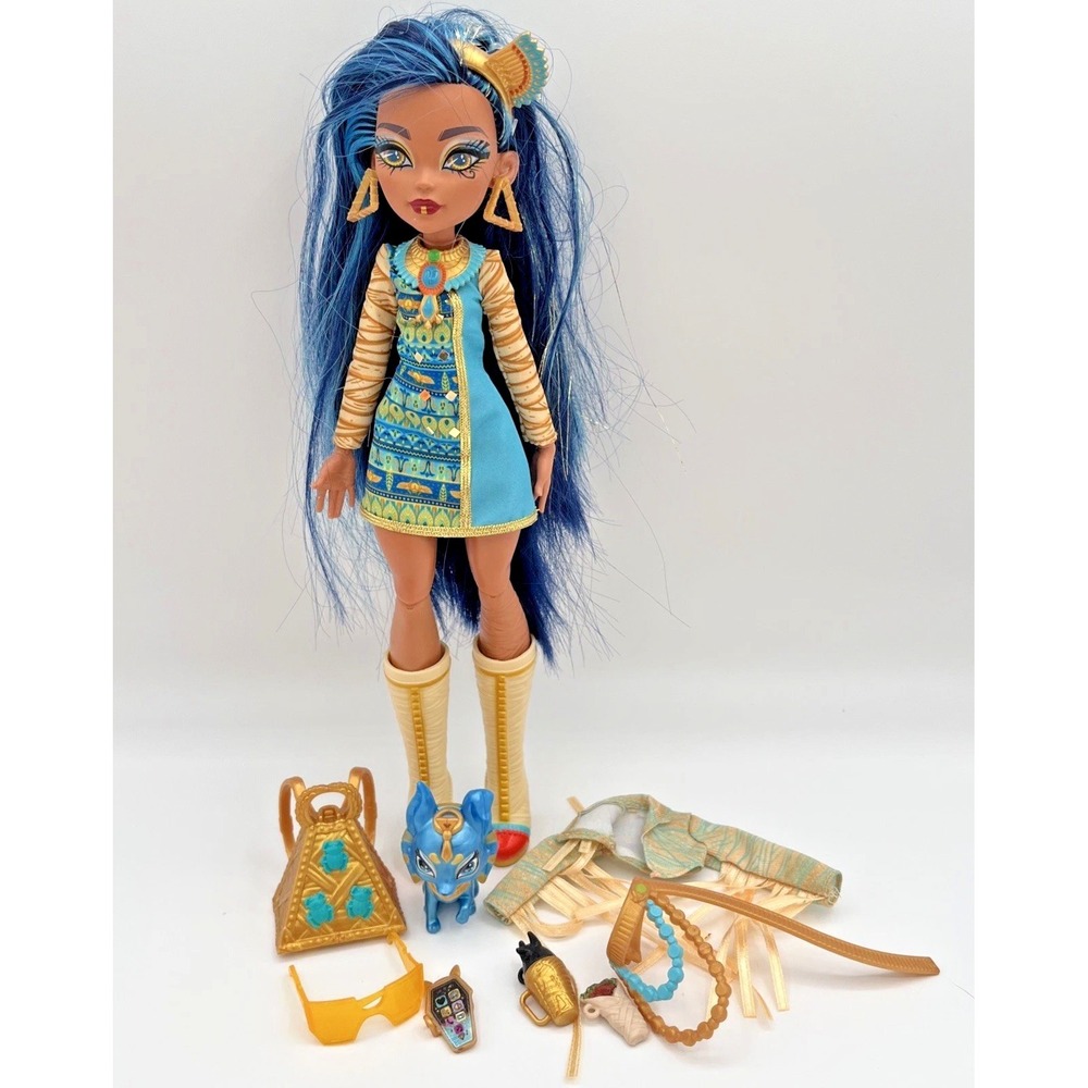 Monster High Cleo De Nile G3 Doll Some Accessories‎ 2022 Egyptian Mummy Mattel